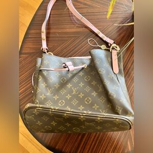 Louis Vuitton Monogram Shoulder Bag - Brown and Pink